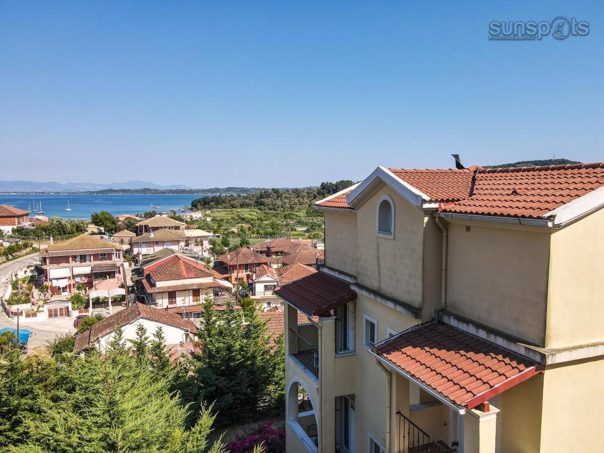 Villa Konstantina Petriti  Экстерьер фото
